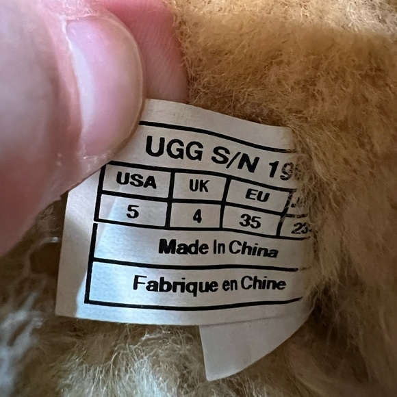 Women’s UGG Size 5 Bailey Boot II Sheepskin Shearling Warm Ankle Boot Winter - Picture 8 of 9